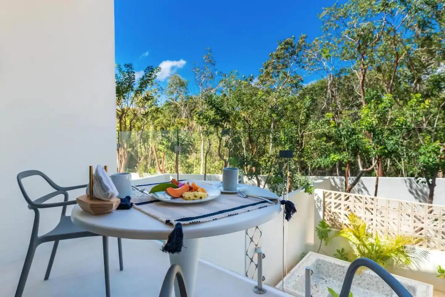 Central Park Lagunas - Luxury Modern Condo With Kitchen Tulum Apart-hotel
